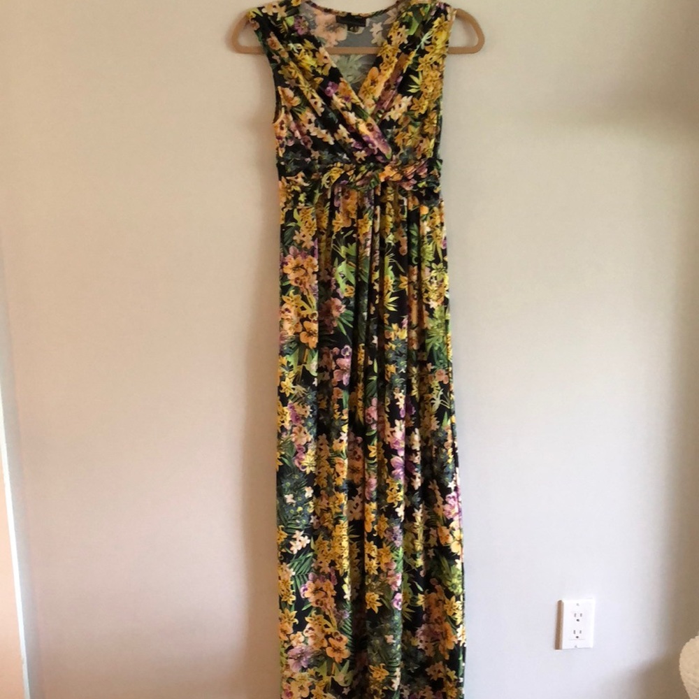 I jeans by Buffalo black floral printed maxi dress